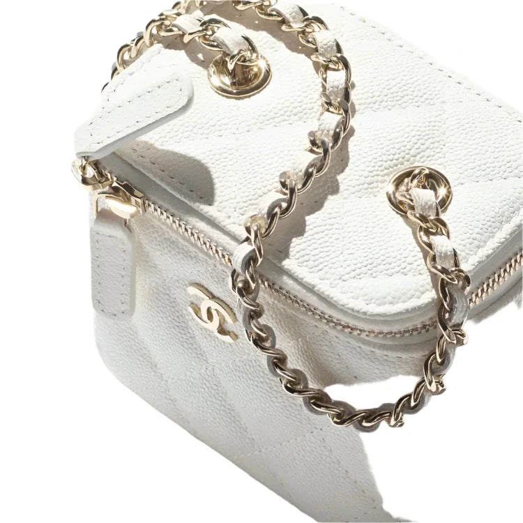 CC Classic Small Vanity With Chain